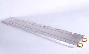 Long plate type liquid cold plate Placa fría líquida tipo placa larga