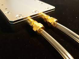 Liquid cold plate with water pipes Placa fría líquida con tuberías de agua