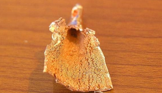 N&uacute;cleo capilar sinterizado en polvo de cobre