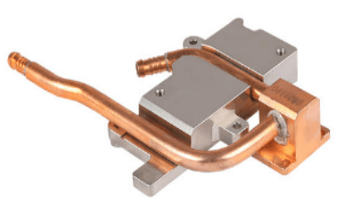 con disipadores de calor de aluminio