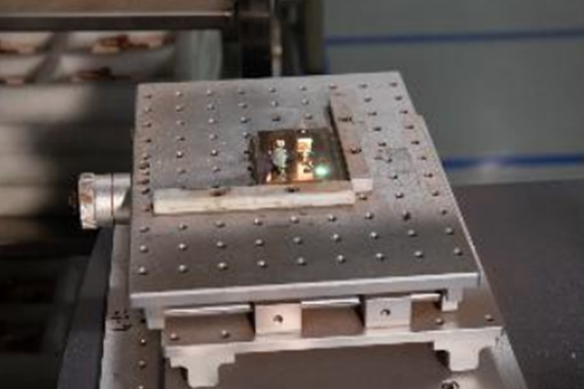 Marcado l&aacute;ser con c&oacute;digo QR